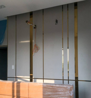 Phụ kiện tường